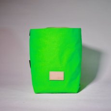 Canvas neon green