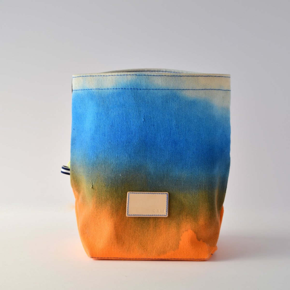 BLUE WATER / ORANGE JUICE