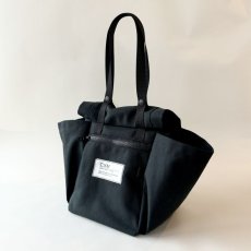 P.canvas(bk)/bk zip